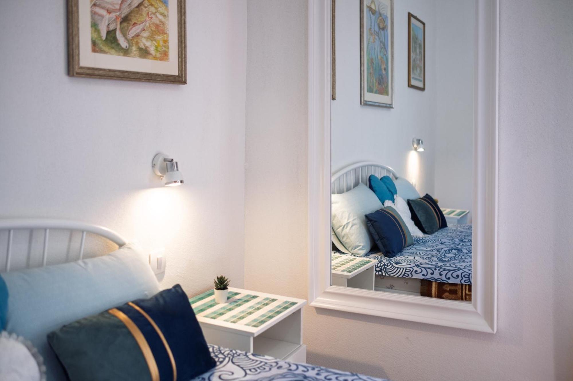 Bluemarine Rooms & Apartments 帕里斯特 外观 照片